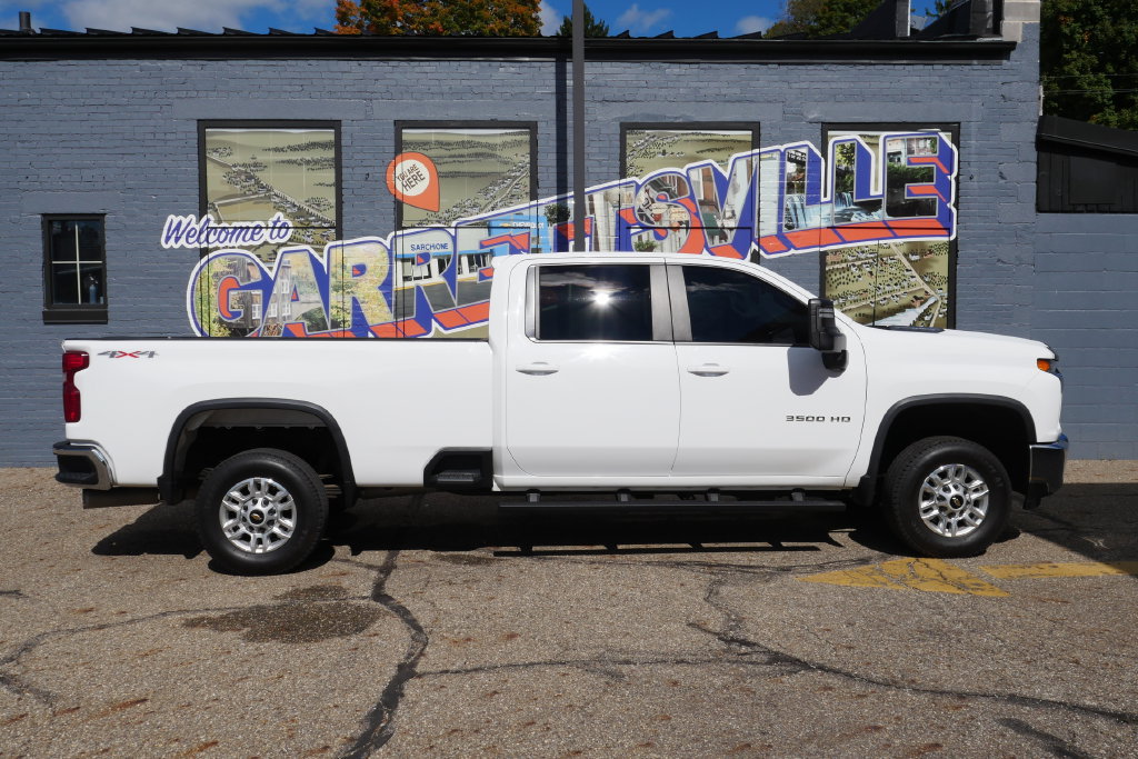 Used 2021 Chevrolet Silverado 3500 LT AWD/4WD image 21