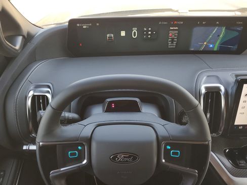 New 2025 Ford Expedition Max Platinum w/ Stealth Appearance Package image 20