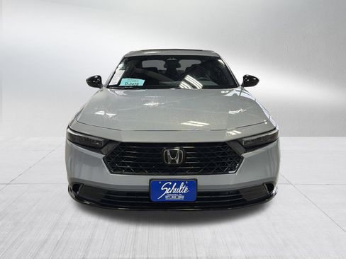 Used 2024 Honda Accord Sport image 2