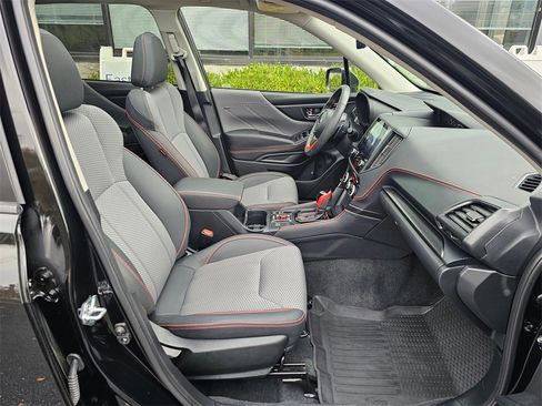 Used 2024 Subaru Forester Sport image 11