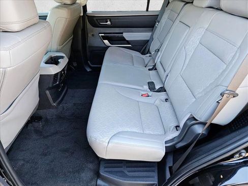 Used 2024 Toyota Sequoia Limited image 19