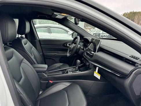 New 2026 Jeep Compass Limited image 32