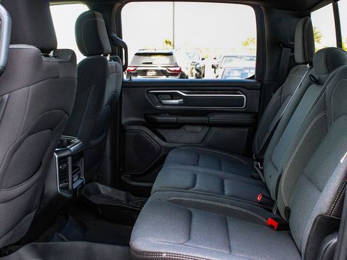 Used 2023 RAM 1500 Big Horn image 34