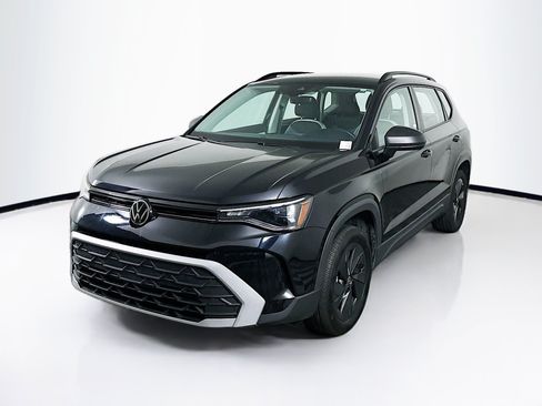 Used 2025 Volkswagen Taos S FWD image 3