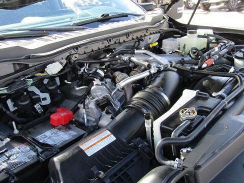 Used 2024 Ford F450 XLT w/ FX4 Off-Road Package image 22