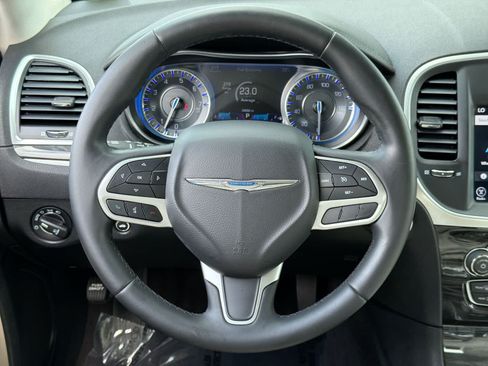 Used 2017 Chrysler 300 Limited w/ Value Package RWD image 24