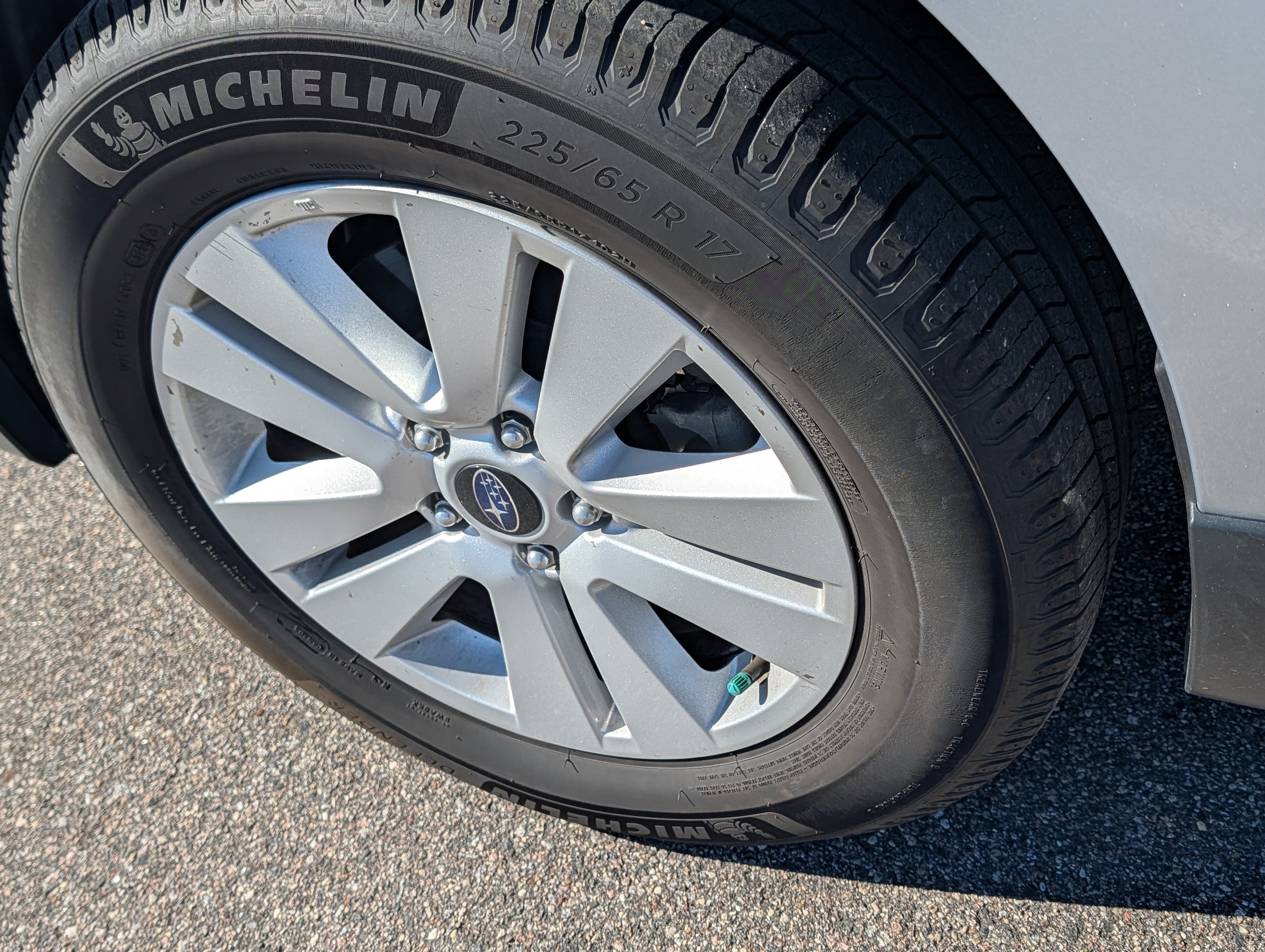 Used 2019 Subaru Outback 2.5i Premium AWD/4WD image 6