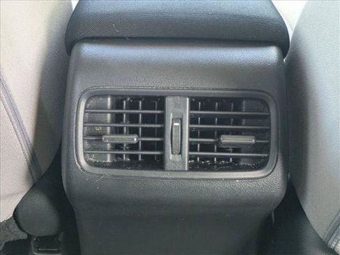 Used 2016 Honda CR-V SE image 16