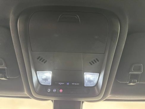 Used 2023 Chevrolet Equinox RS w/ RS Leather Package FWD image 24