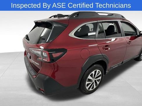 Certified 2025 Subaru Outback Premium image 3