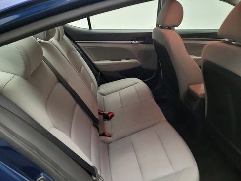 Used 2018 Hyundai Elantra SEL FWD image 19