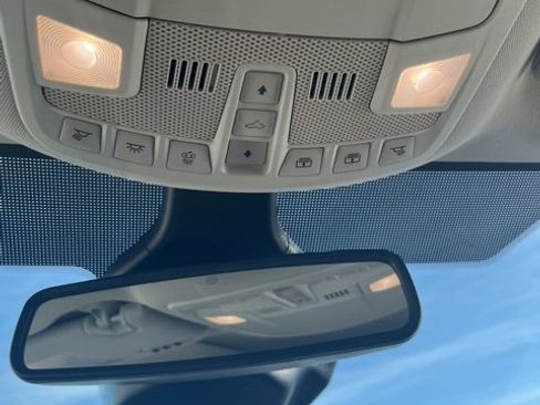 Used 2022 Ford Edge Titanium w/ Equipment Group 301A image 25