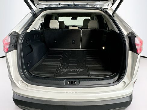 Used 2021 Ford Edge Titanium w/ Cargo Accessory Package FWD image 27