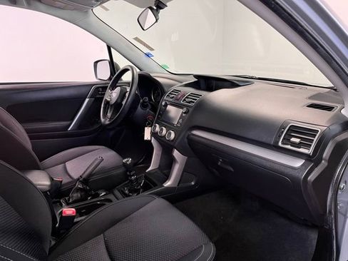 Used 2016 Subaru Forester 2.5i image 11