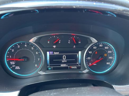 Used 2019 Chevrolet Traverse LT w/ LT Premium Package image 10