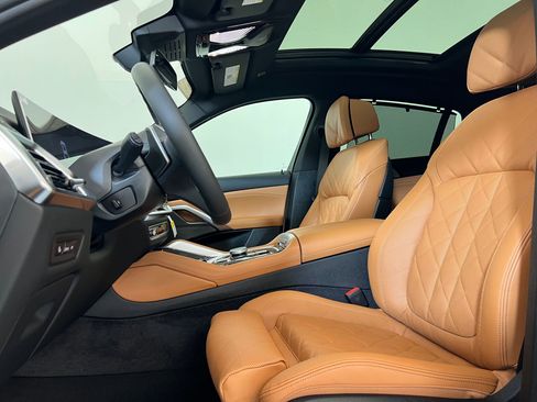 New 2026 BMW X6 M60i image 5