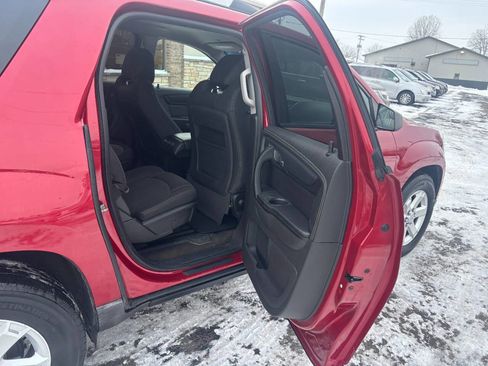 Used 2014 GMC Acadia SLE image 14