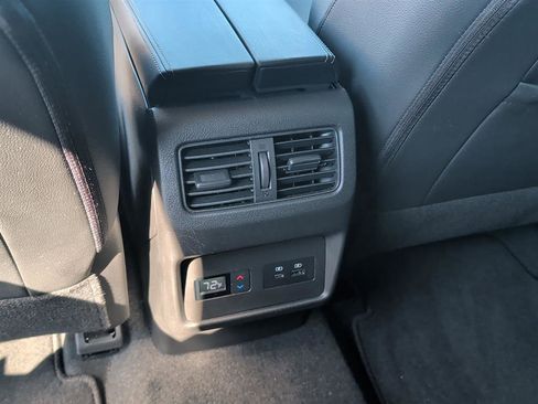 Used 2023 Nissan Rogue SL w/ SL Premium Package image 7