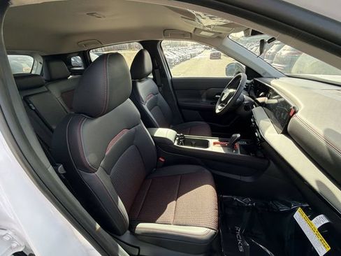 New 2026 Nissan Kicks SR w/ Cold Weather Package AWD/4WD image 23
