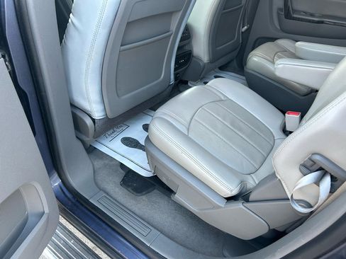 Used 2014 Chevrolet Traverse LTZ w/ LPO, 'HIT The Road' Package image 9