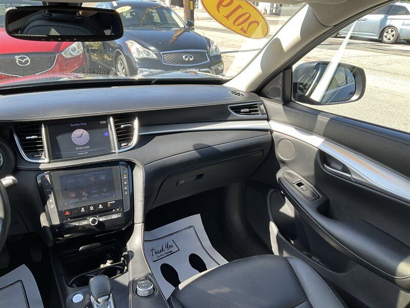 Used 2019 INFINITI QX50 Luxe AWD/4WD image 20