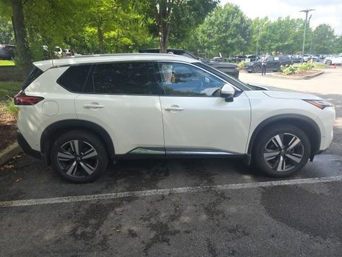 Used 2021 Nissan Rogue Platinum AWD/4WD image 4