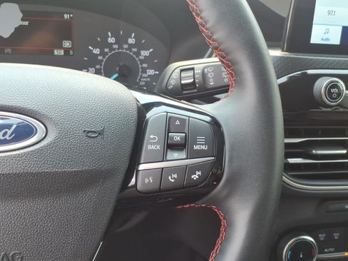 Used 2022 Ford Escape SEL w/ SEL Stealth AWD Package image 16