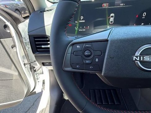 New 2026 Nissan Sentra SR w/ Floor Mat Package FWD image 27