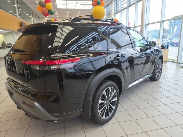 New 2026 Nissan Pathfinder Platinum AWD/4WD image 8