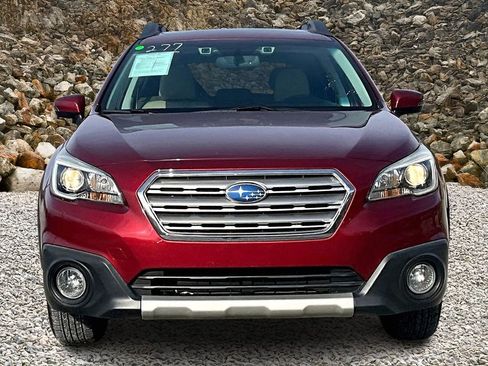 Used 2016 Subaru Outback 2.5i Limited image 3