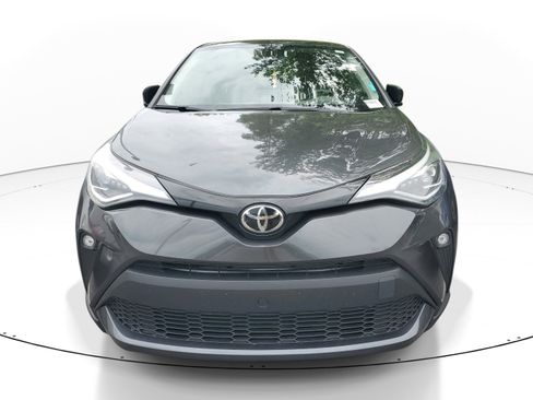 Used 2021 Toyota C-HR Limited FWD image 2