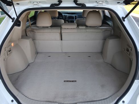 Used 2013 Toyota Venza LE w/ LE Convenience Pkg image 34