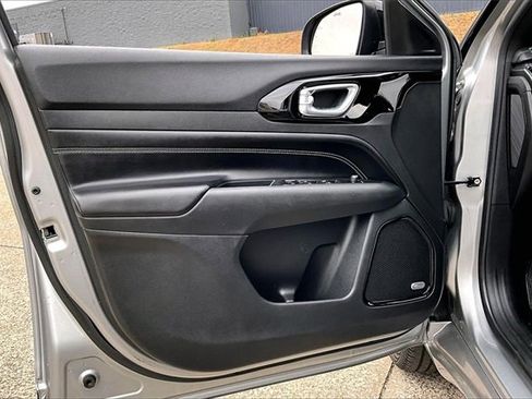 Used 2022 Jeep Compass High Altitude image 17