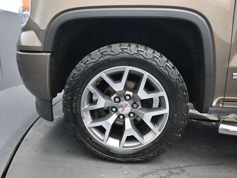 Used 2015 GMC Sierra 1500 SLE w/ All-Terrain Package AWD/4WD image 49