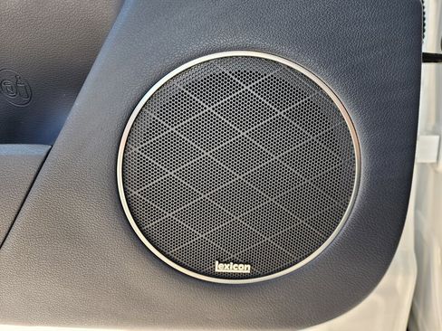 Used 2022 Genesis GV80 3.5T w/ Advanced Package 06 image 90