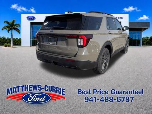 New 2026 Ford Explorer ST-Line w/ ST-Line Street Pack RWD image 4