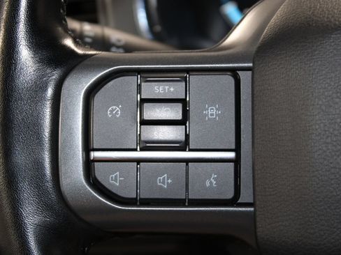 Used 2022 Ford F150 Lariat w/ FX4 Off-Road Package AWD/4WD image 36