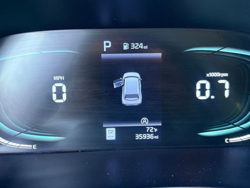 Used 2025 Kia Soul LX w/ LX Technology Package FWD image 38