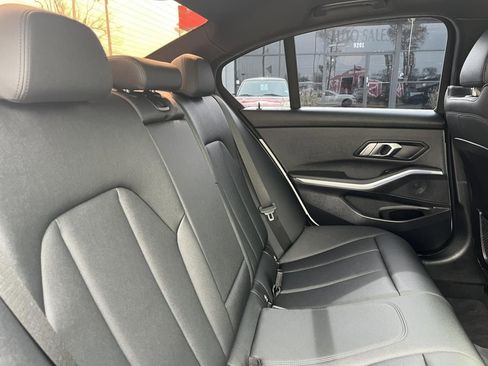 Used 2019 BMW 330i Sedan w/ Convenience Package image 28