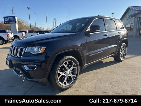 Used 2018 Jeep Grand Cherokee Limited image 4