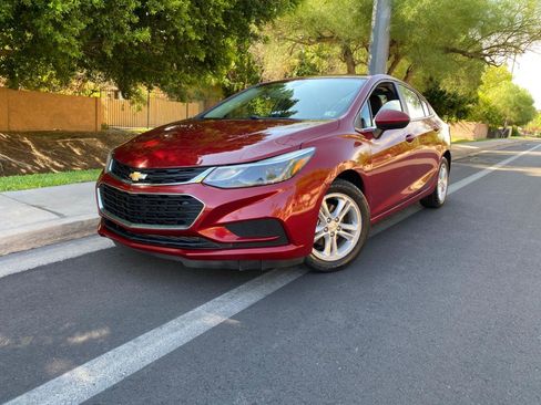 Used 2018 Chevrolet Cruze LT FWD image 62