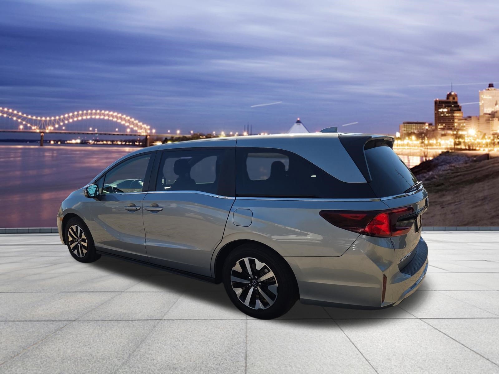 Used 2026 Honda Odyssey EX-L image 3