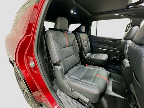 Used 2024 Chevrolet Traverse RS w/ LPO, Floor Liner Package AWD/4WD image 30
