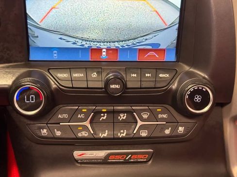 Used 2019 Chevrolet Corvette Z06 RWD image 19