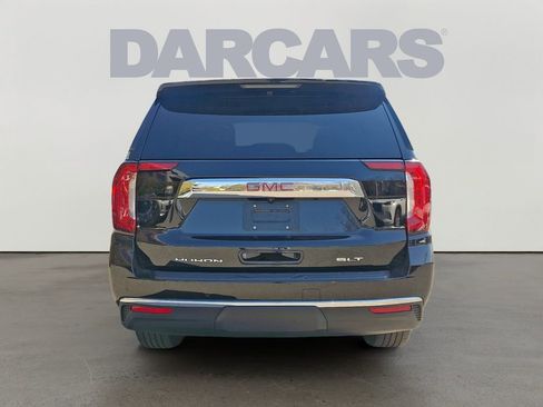 Used 2024 GMC Yukon SLT w/ SLT Premium Package image 6