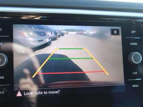 Used 2023 Volkswagen Atlas Cross Sport SE image 13