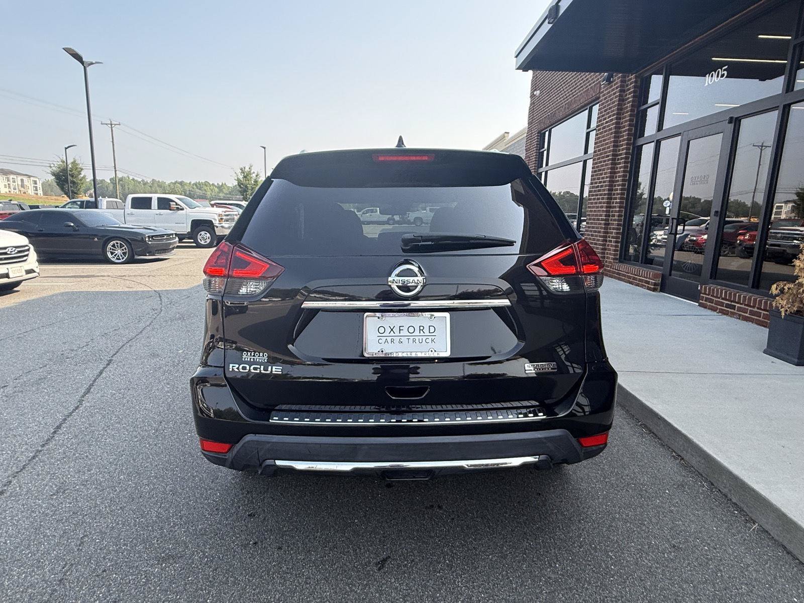 Used 2020 Nissan Rogue S w/ Special Edition Package FWD image 19