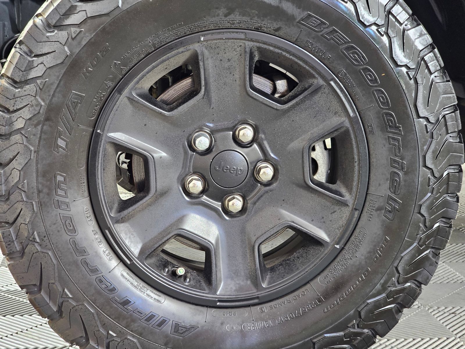 Used 2021 Jeep Gladiator Mojave w/ Safety Group AWD/4WD image 33