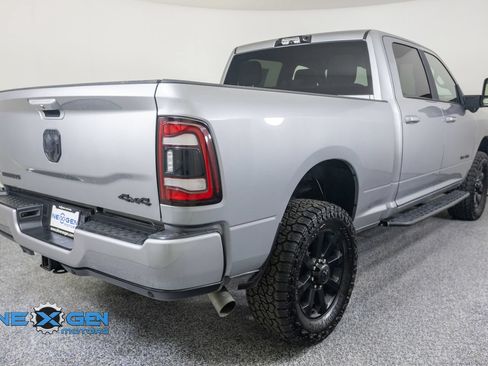 Used 2024 RAM 2500 Big Horn w/ Night Edition AWD/4WD image 7