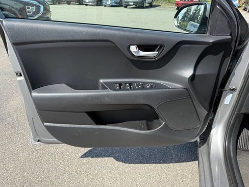 Used 2021 Kia Rio S FWD image 22